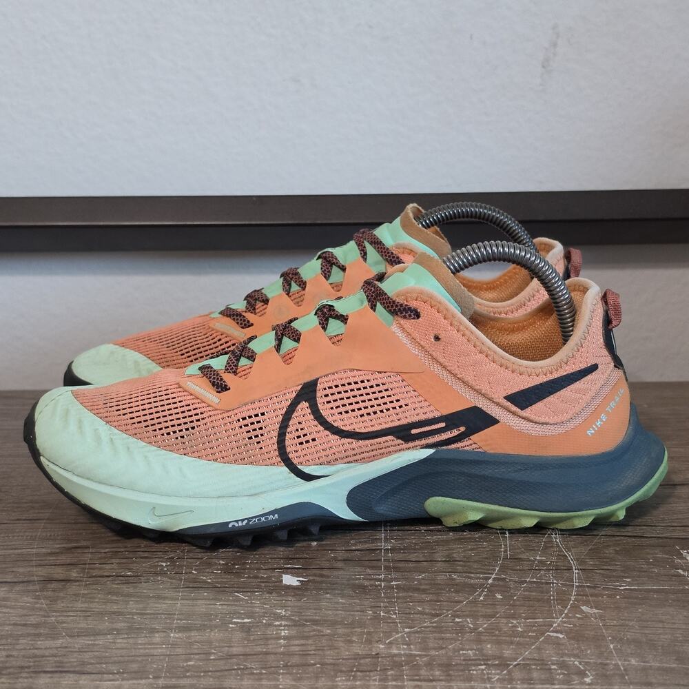 Nike Terra Kiger 8 (DH0654-801) Women's Trail Running Shoes Size 9 Orange